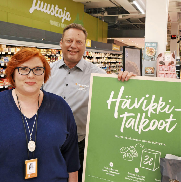 Hanna Lehmuskoski ja Markus Ranne muistuttavat, että elintarvikkeen laatu ei romahda parasta ennen -päivänä.